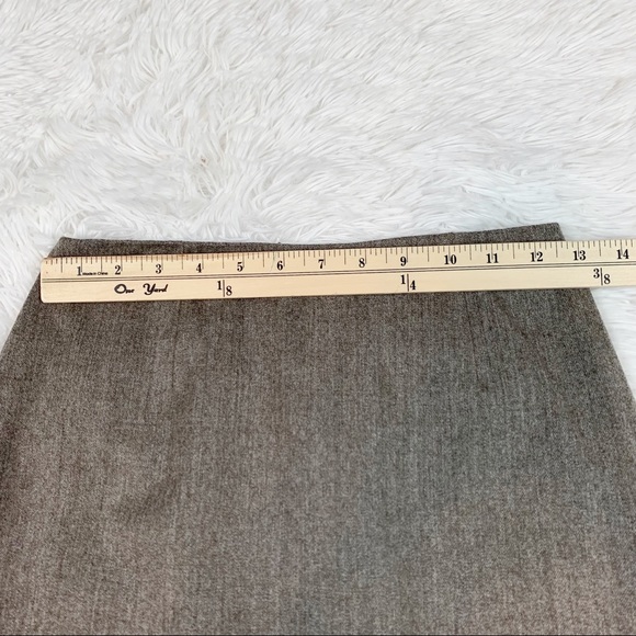 Moschino Cheap and Chic Wool knee length straight skirt with embroidered pattern - Picture 5 of 13